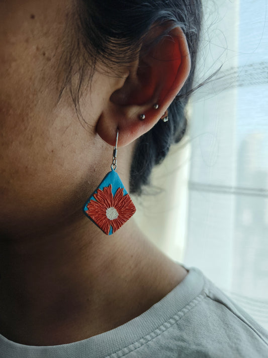 Flower in the sky hanging earrings
