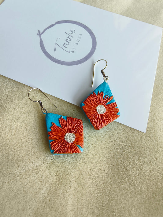 Flower in the sky hanging earrings